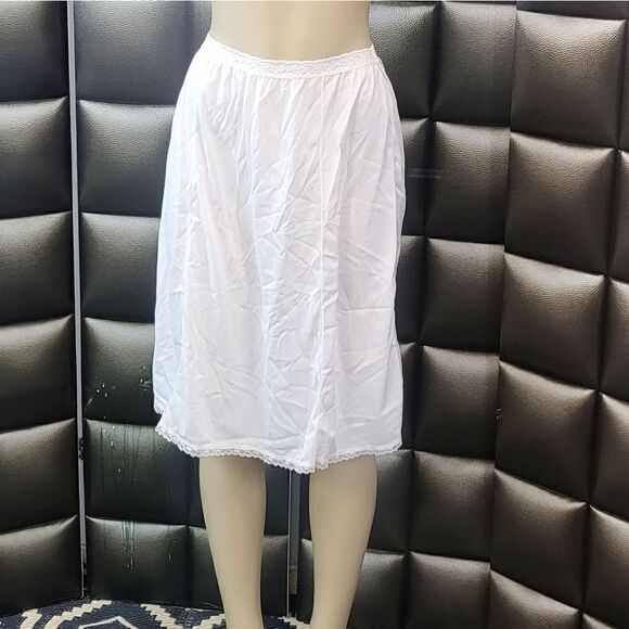 JC Penny vintage half slip - Picture 1 of 7